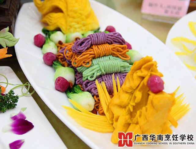 广西华南烹饪学校