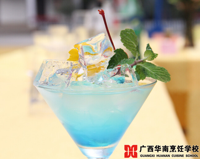 广西华南烹饪学校